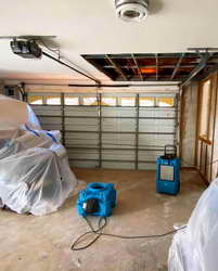 Residential roof tarp photo 16 - RestoPro770