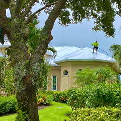 Residential roof tarp photo 32 - RestoPro770